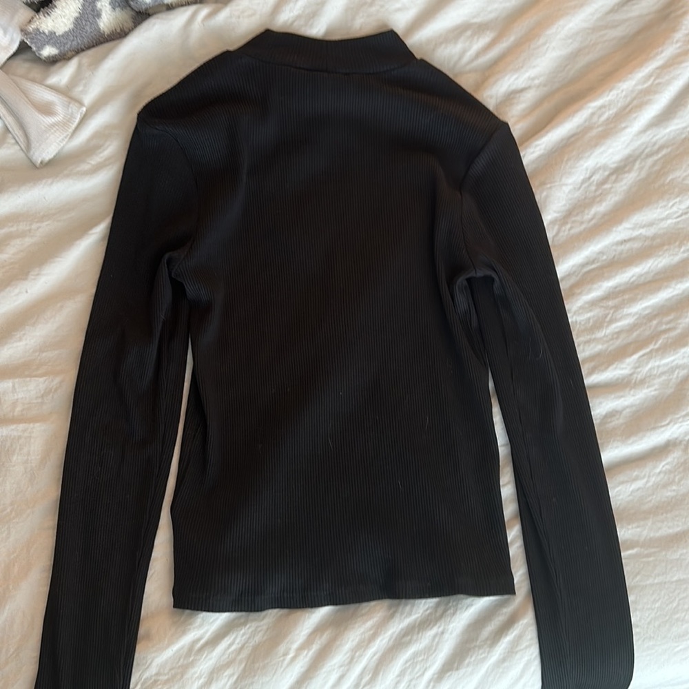 Express Ribbed Long Sleeve - Picture 2 of 3